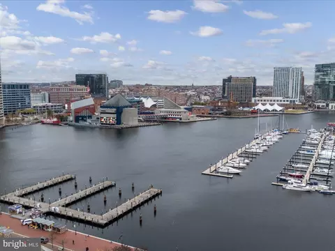View/Area - 10 E Lee St #2408, Baltimore, MD 21202 photo 8 of 10