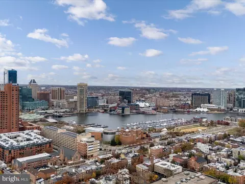 View/Area - 10 E Lee St #2408, Baltimore, MD 21202 photo 7 of 10