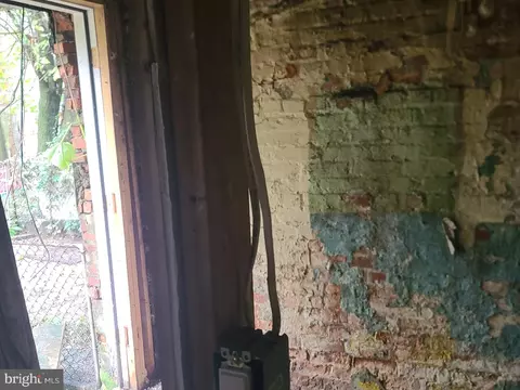 1609 Cole St, Baltimore, MD 21223 photo 5