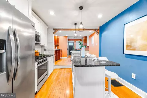 Kitchen - 15 E Barney St, Baltimore, MD 21230 photo 2 of 4
