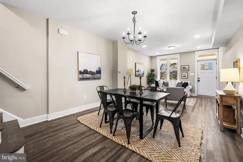 Dining - 804 Union Ave, Baltimore, MD 21211 photo 2 of 3