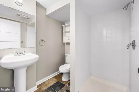Bath - 804 Union Ave, Baltimore, MD 21211 photo 2 of 2