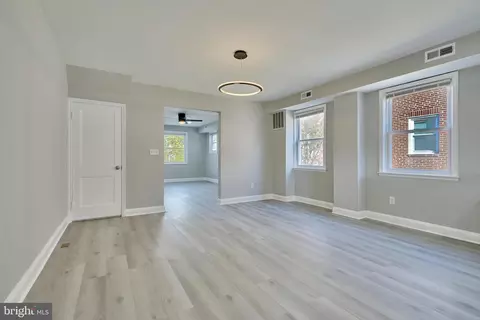 4507 Harcourt Rd, Baltimore, MD 21214 photo 9
