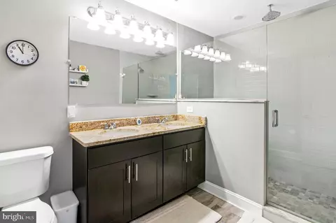 Bath - 3303 Odonnell St, Baltimore, MD 21224 photo 1 of 2