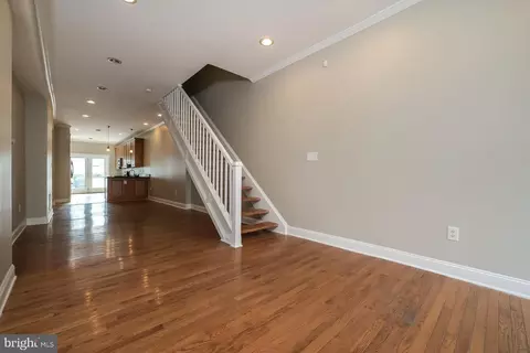 Entry Way - 912 S Decker Ave, Baltimore, MD 21224 photo 1 of 1