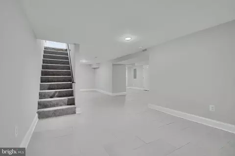 Entry Way - 706 Springfield Ave, Baltimore, MD 21212 photo 11 of 12