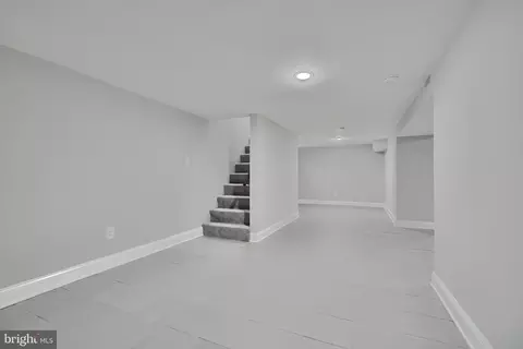 Entry Way - 706 Springfield Ave, Baltimore, MD 21212 photo 10 of 12