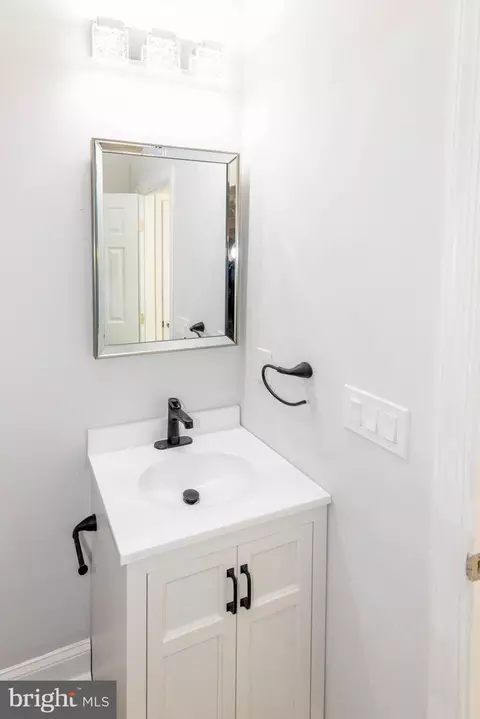 Bath - 3026 E Monument St, Baltimore, MD 21205 photo 3 of 7