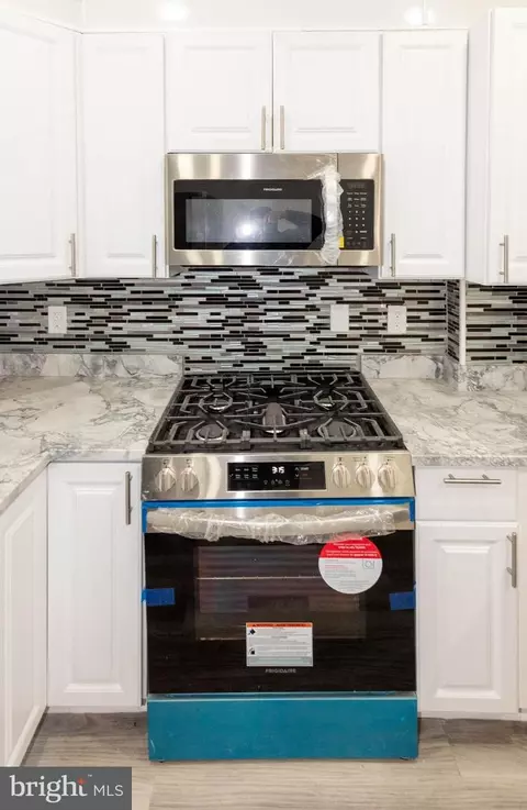Kitchen - 3026 E Monument St, Baltimore, MD 21205 photo 2 of 3