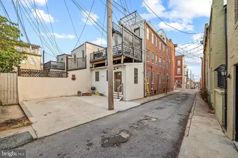 Exterior - 2112 E Pratt St, Baltimore, MD 21231 photo 6 of 10