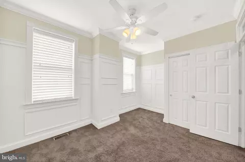 Entry Way - 3030 Odonnell St, Baltimore, MD 21224 photo 2 of 3