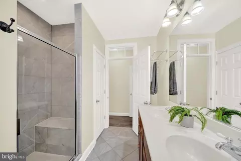Bath - 3030 Odonnell St, Baltimore, MD 21224 photo 4 of 4