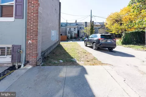 Exterior - 877 Lemmon St, Baltimore, MD 21201 photo 5 of 5