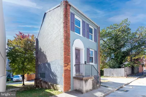 Exterior - 877 Lemmon St, Baltimore, MD 21201 photo 2 of 5