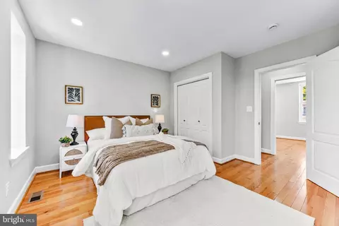 Bedroom - 4209 Ivanhoe Ave, Baltimore, MD 21212 photo 2 of 3
