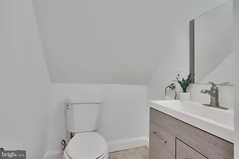 3301 Lake Ave, Baltimore, MD 21213 photo 21