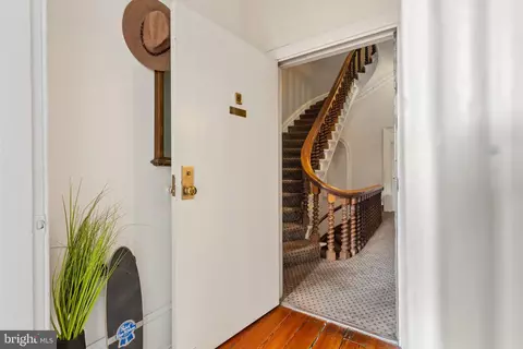 12 E Mount Vernon Pl #201, Baltimore, MD 21202 photo 24