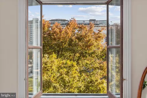 12 E Mount Vernon Pl #201, Baltimore, MD 21202 photo 27