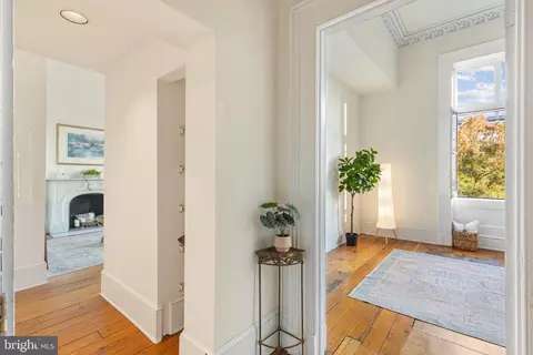 12 E Mount Vernon Pl #201, Baltimore, MD 21202 photo 21