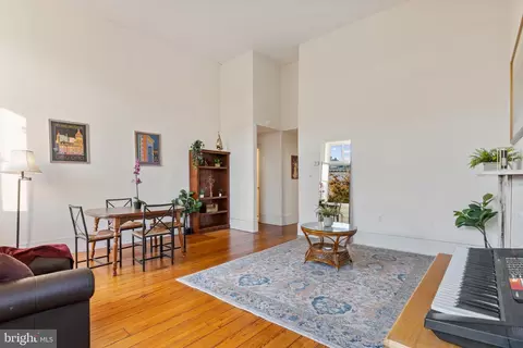 12 E Mount Vernon Pl #201, Baltimore, MD 21202 photo 12