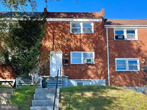 3820 W Bay Ave, Baltimore, MD 21225