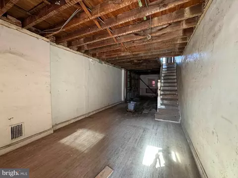 2818 E Madison St, Baltimore, MD 21205 photo 4