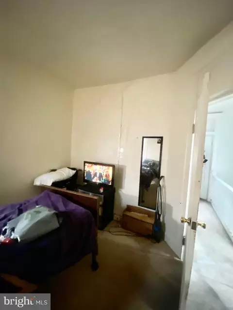 332 Ilchester Ave, Baltimore, MD 21218 photo 8