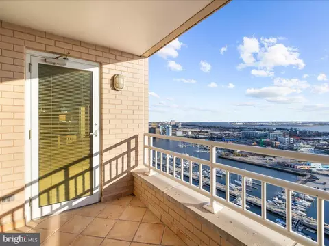 View/Area - 100 Harborview Dr #PH1D, Baltimore, MD 21230 photo 2 of 5