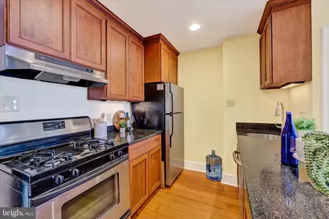 Kitchen - 311 E West St, Baltimore, MD 21230 photo 3 of 5
