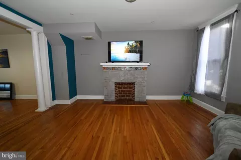1820 Chilton St, Baltimore, MD 21218
