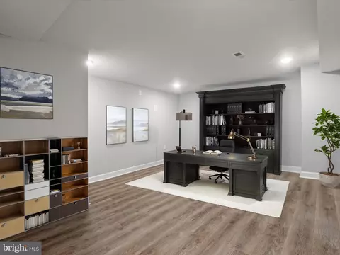 608 E 41st St, Baltimore, MD 21218 photo 6