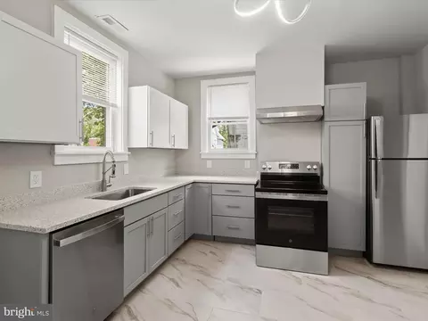 608 E 41st St, Baltimore, MD 21218 photo 12