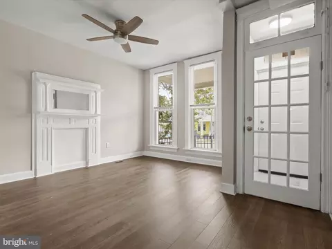 608 E 41st St, Baltimore, MD 21218 photo 8