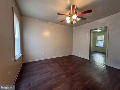 Living - 517 S Regester St, Baltimore, MD 21231 photo 4 of 4