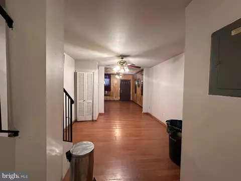 Entry Way - 517 S Regester St, Baltimore, MD 21231 photo 1 of 4