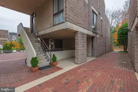 2360 Flax Ter, Baltimore, MD 21209