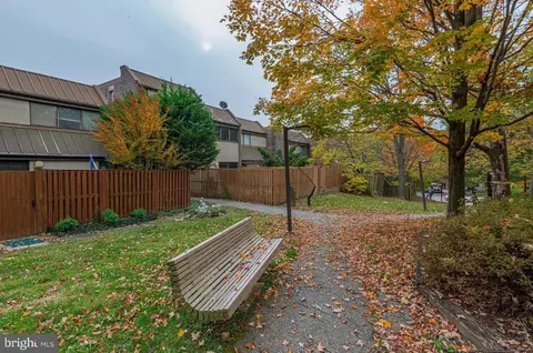 2360 Flax Ter, Baltimore, MD 21209 photo 32