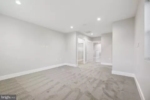 Entry Way - 5521 Radecke Ave, Baltimore, MD 21206 photo 8 of 10