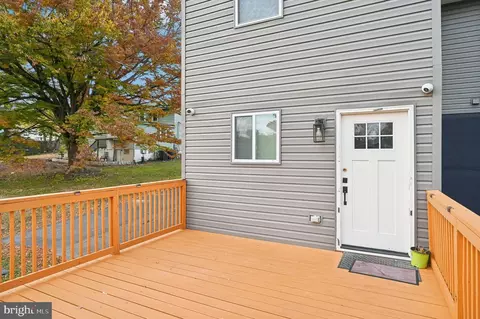 Exterior - 5521 Radecke Ave, Baltimore, MD 21206 photo 8 of 12