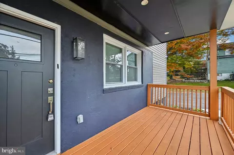 Exterior - 5521 Radecke Ave, Baltimore, MD 21206 photo 4 of 12