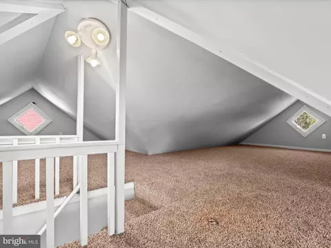 Entry Way - 1917 Breitwert Ave, Baltimore, MD 21230 photo 5 of 6