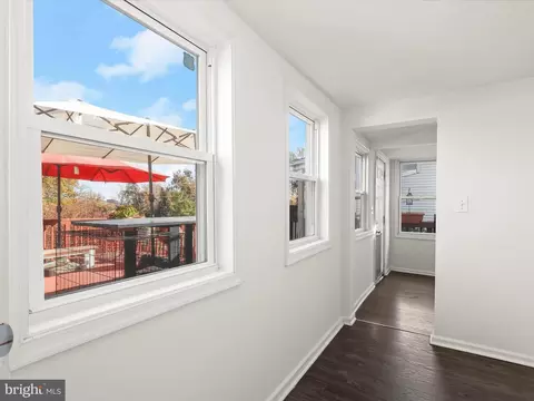 Entry Way - 1917 Breitwert Ave, Baltimore, MD 21230 photo 4 of 6