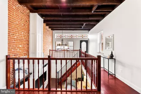 Entry Way - 2812 Dillon St, Baltimore, MD 21224 photo 2 of 10