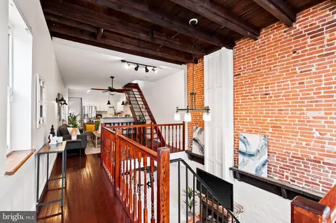 Entry Way - 2812 Dillon St, Baltimore, MD 21224 photo 1 of 10