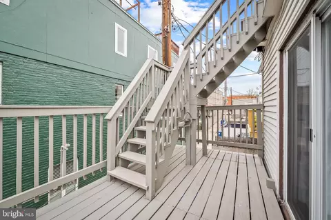 Exterior - 2812 Dillon St, Baltimore, MD 21224 photo 3 of 7