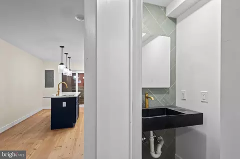 1618 Mchenry St, Baltimore, MD 21223 photo 5