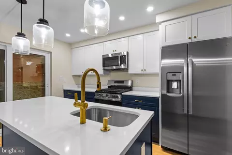 1618 Mchenry St, Baltimore, MD 21223 photo 3