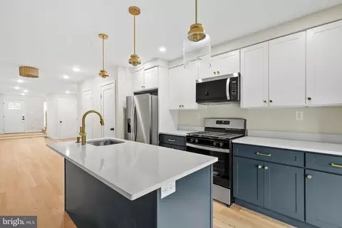 1620 Mchenry St, Baltimore, MD 21223 photo 3