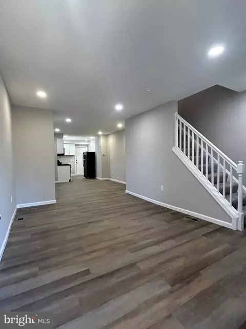 4032 6th St, Baltimore, MD 21225 photo 4