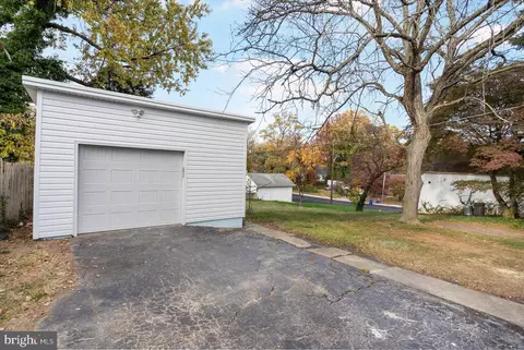 Exterior - 5632 Anthony Ave, Baltimore, MD 21206 photo 2 of 3